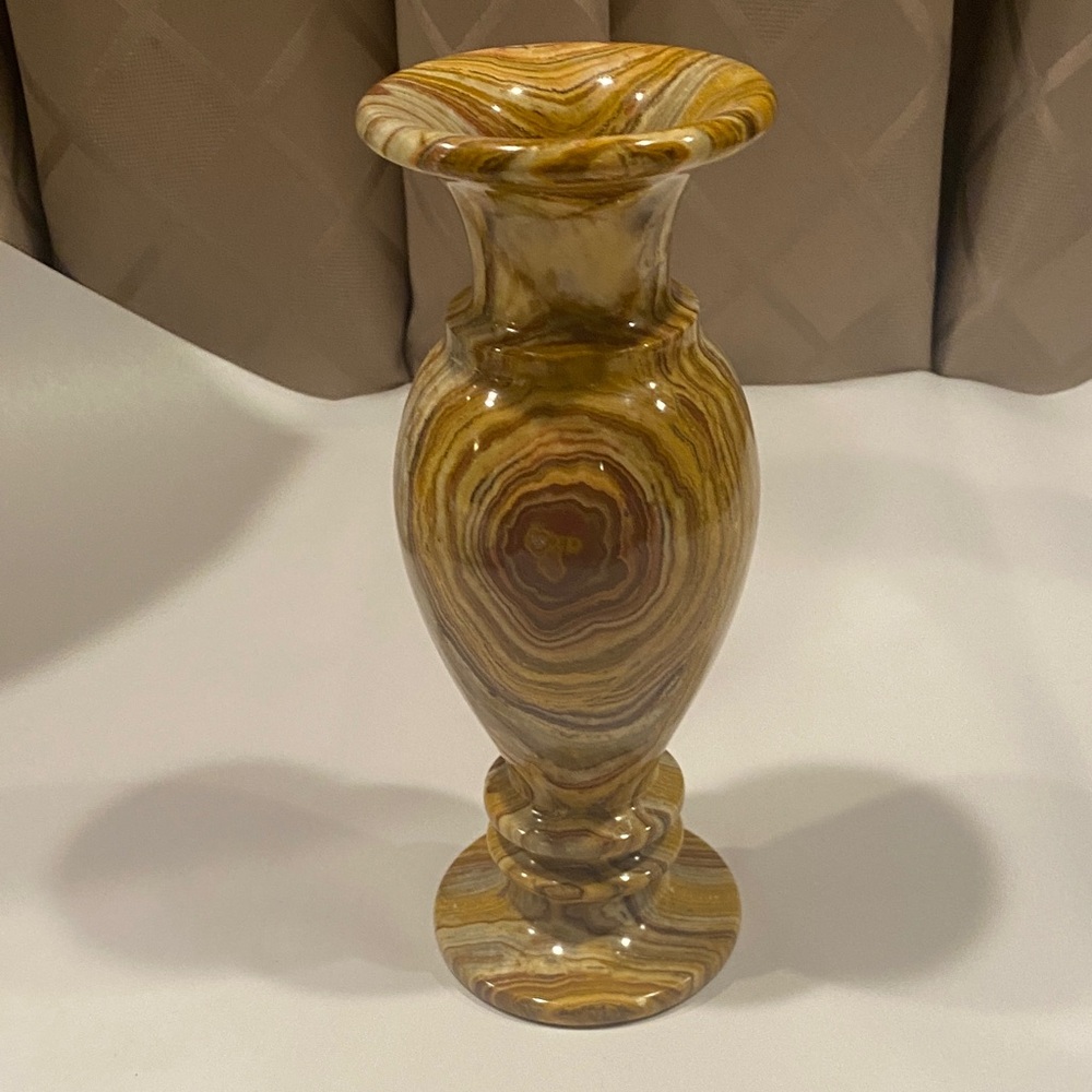 8” Onyx Vase Tans Browns Shiny Afghanistan Pakistan